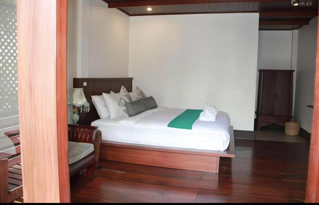 Alana Luang Prabang Hotel Luaran gambar